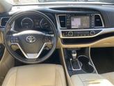 Thumbnail of 2017 White Toyota Highlander