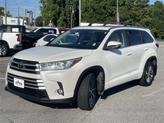 Thumbnail of 2017 White Toyota Highlander
