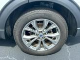 Thumbnail of 2023 Oxford White Ford Explorer