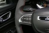 Thumbnail of 2023 Diamond Black Jeep Compass