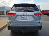 Thumbnail of 2017 Celestial Silver Metallic Toyota Highlander
