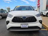 Thumbnail of 2021 Blizzard Pearl Toyota Highlander Hybrid