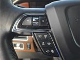 Thumbnail of 2022 Pearl Metallic Lincoln Navigator