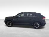 Thumbnail of 2022 Deep Black Pearl Effect Volkswagen Atlas Cross Sport