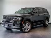 Photo of 2022 Diamond Black Crystal Pearlcoat Jeep Grand Cherokee L