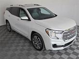 Thumbnail of 2022 White Frost Tri-Coat GMC Terrain
