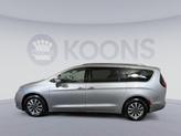 Thumbnail of 2021 Billet Silver Metallic Clearcoat Chrysler Pacifica