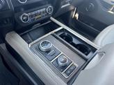 Thumbnail of 2021 White Ford Expedition