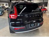 Thumbnail of 2025 Onyx Black Metallic Volvo XC40