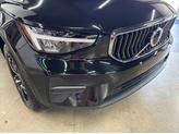 Thumbnail of 2025 Onyx Black Metallic Volvo XC40