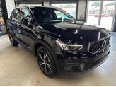 Thumbnail of 2025 Onyx Black Metallic Volvo XC40