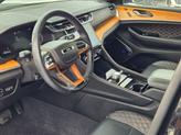 Thumbnail of 2021 Diamond Black Crystal Pearlcoat Jeep Grand Cherokee L