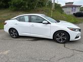 Thumbnail of 2022 Cloud White Nissan Sentra
