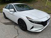 Thumbnail of 2022 Quartz White Hyundai ELANTRA