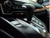 Thumbnail of 2022 Platinum White Pearl Honda CR-V