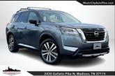 Photo of 2024 Gun Metallic/Super Black Nissan Pathfinder
