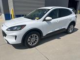 Thumbnail of 2020 Oxford White Ford Escape