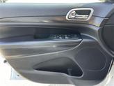 Thumbnail of 2017 Bright White Clearcoat Jeep Grand Cherokee