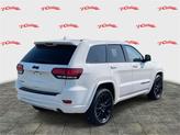 Thumbnail of 2017 Bright White Clearcoat Jeep Grand Cherokee