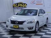 Thumbnail of 2015 White Nissan Altima