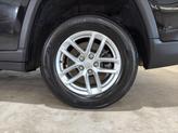 Thumbnail of 2021 Diamond Black Crystal Pearlcoat Jeep Grand Cherokee L