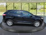 Thumbnail of 2022 Agate Black Metallic Ford Edge