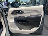Thumbnail of 2023 Ceramic Gray Clearcoat Chrysler Pacifica