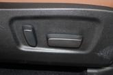 Thumbnail of 2018 Blizzard Pearl Toyota Highlander Hybrid