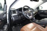 Thumbnail of 2018 Blizzard Pearl Toyota Highlander Hybrid