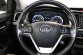 Thumbnail of 2018 Blizzard Pearl Toyota Highlander Hybrid
