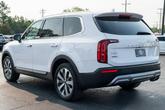Thumbnail of 2022 Glacial White Pearl Kia Telluride