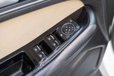 Thumbnail of 2016 Oxford White Ford Edge
