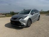 Photo of 2021 Celestial Silver Metallic Toyota Sienna