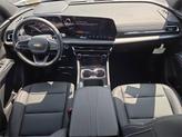 Thumbnail of 2025 Summit White Chevrolet Traverse