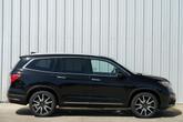 Thumbnail of 2019 Crystal Black Pearl Honda Pilot