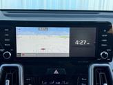 Thumbnail of 2022 Glacial White Pearl Kia Sorento