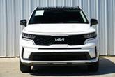 Thumbnail of 2022 Glacial White Pearl Kia Sorento