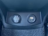 Thumbnail of 2022 Glacial White Pearl Kia Sorento
