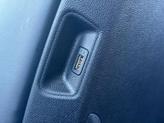 Thumbnail of 2022 Glacial White Pearl Kia Sorento