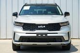 Thumbnail of 2022 Sparkling Silver Kia Sorento