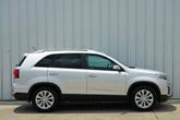 Thumbnail of 2014 Bright Silver Kia Sorento