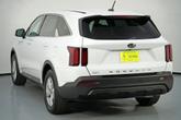 Thumbnail of 2021 Glacial White Pearl Kia Sorento