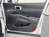 Thumbnail of 2021 Glacial White Pearl Kia Sorento