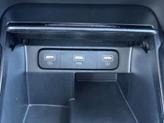 Thumbnail of 2022 Everlasting Silver Kia Sorento