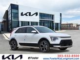 Photo of 2025 Snow White Pearl Kia Niro