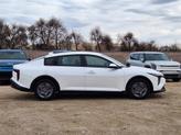 Thumbnail of 2025 Snow White Pearl Kia K4