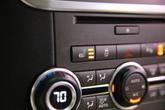 Thumbnail of 2015 Fuji White Land Rover LR4
