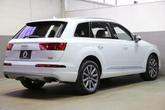 Thumbnail of 2018 Glacier White Metallic Audi Q7