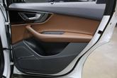Thumbnail of 2018 Glacier White Metallic Audi Q7
