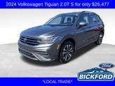 Photo of 2024 Platinum Gray Metallic Volkswagen Tiguan